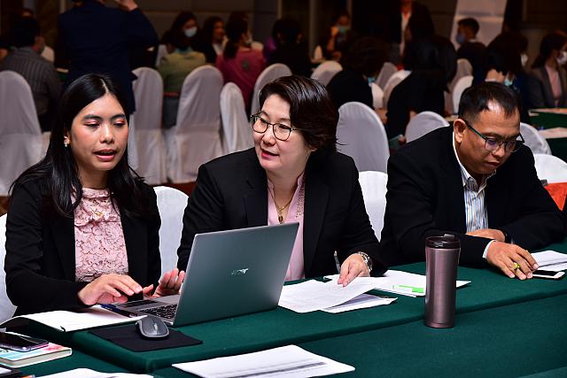 LINE ALBUM 1-12-63 ๒๒๐๑๑๒ 72