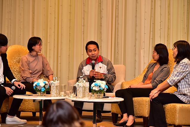 LINE ALBUM 30-11-63 ๒๒๐๑๑๒ 42