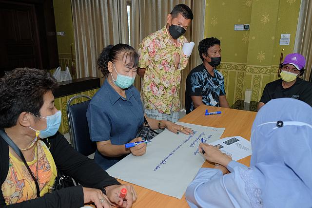 LINE ALBUM จังหวัดชลบุรี ๒๑๑๒๐๗ 394