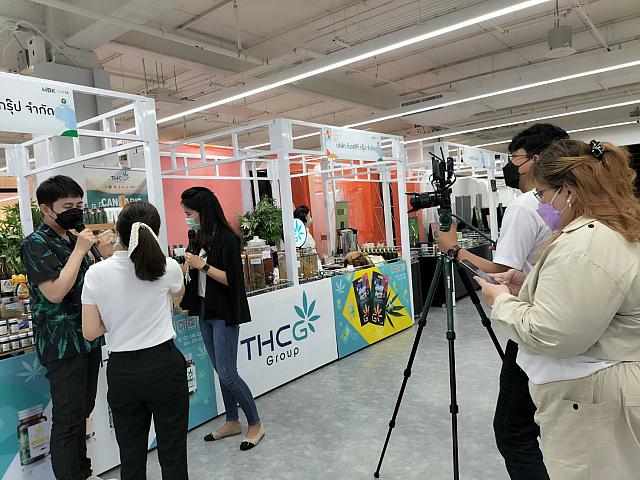 LINE ALBUM 61164 ๒๑๑๑๐๘ 23