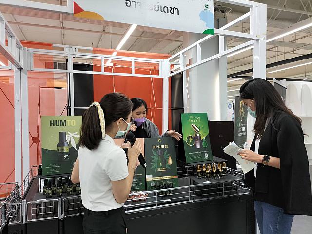 LINE ALBUM 61164 ๒๑๑๑๐๘ 3