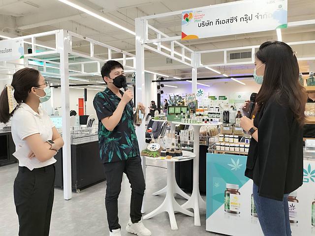 LINE ALBUM 61164 ๒๑๑๑๐๘ 59