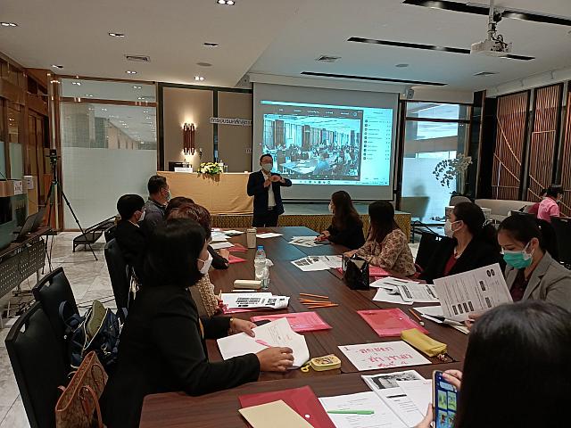 LINE ALBUM อบรมระบาด18-19 ๒๒๐๔๒๗ 26