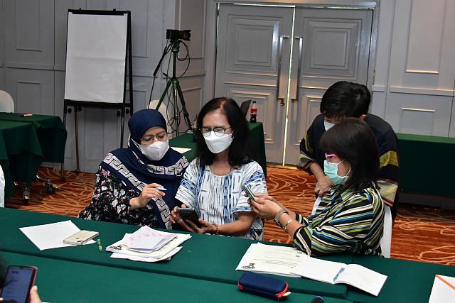 LINE ALBUM 20-10-2565 ๒๒๑๐๒๕ 50