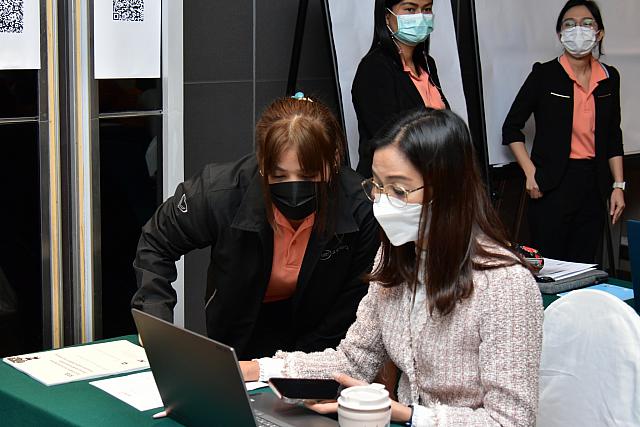 LINE ALBUM 20-10-2565 ๒๒๑๐๒๕ 56