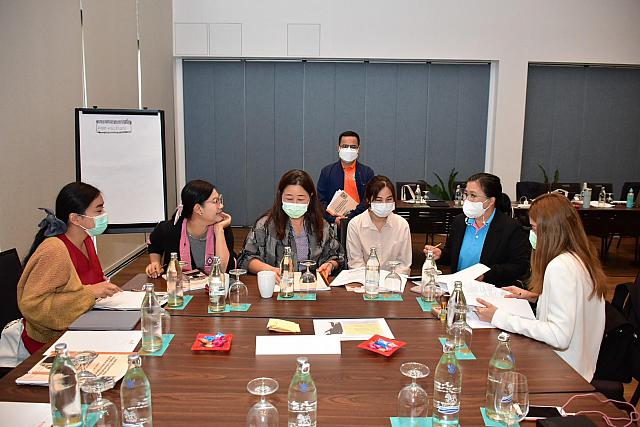 LINE ALBUM 1-2 กพ 66 ๒๓๐๒๐๖ 165