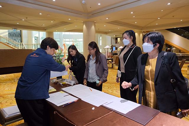 LINE ALBUM 11-12 มค 2567 ๒๔๐๒๐๒ 12